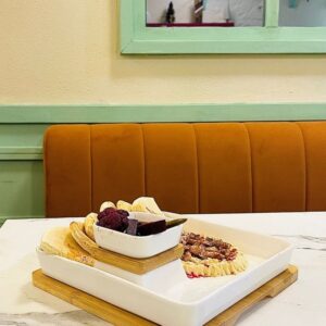 DGN Chip & Dip Square Dish 1