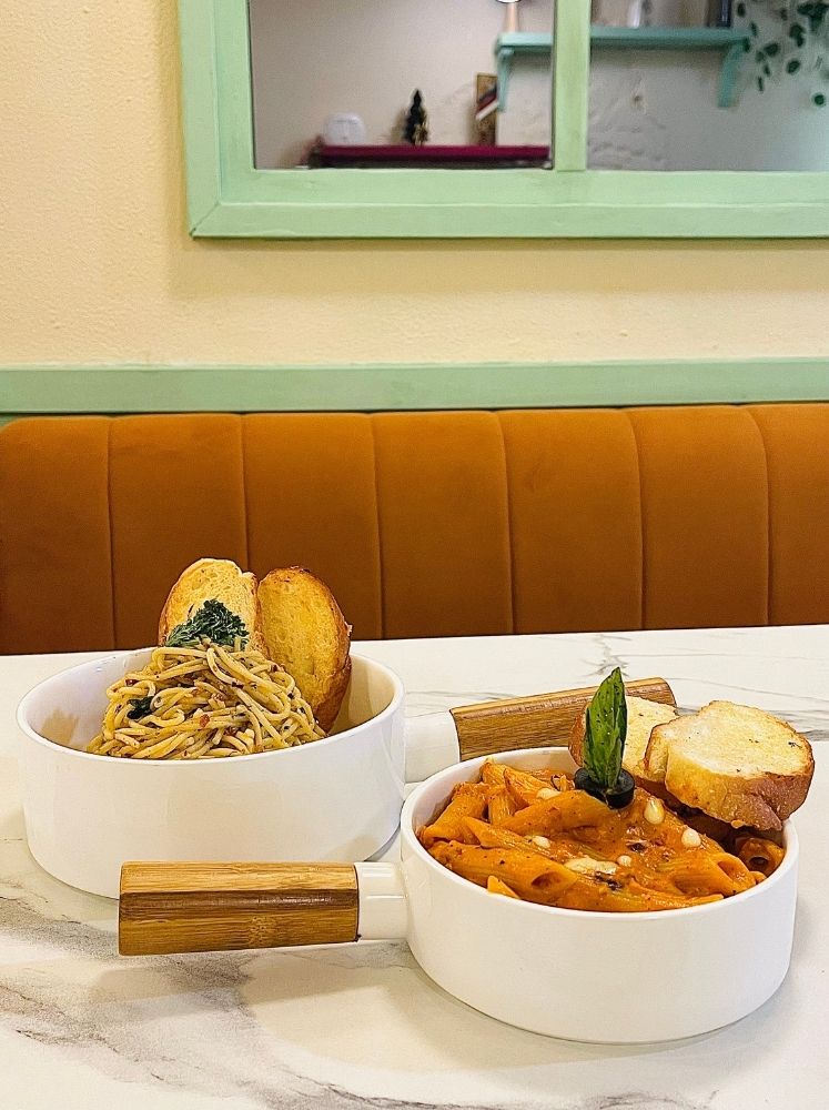 DGN S & L Pan with Bamboo Handle