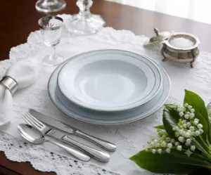 Brunswick Platinum Dinner Set
